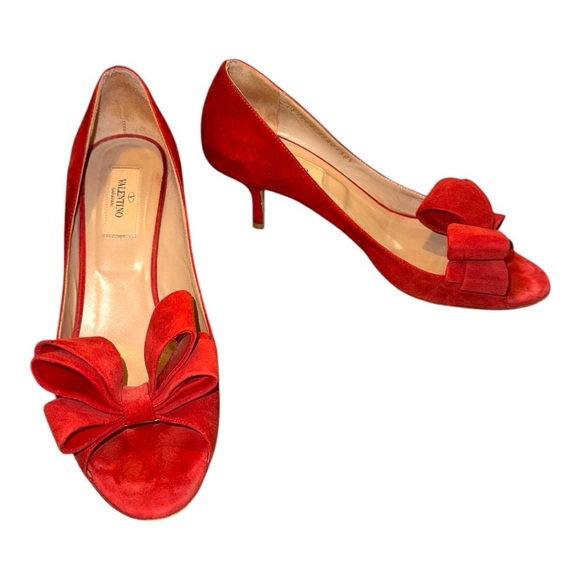 Vintage Valentino Garavani Red Suede Peep Toe Bow Pumps – Size 38.5 (US 8) - Picture 12 of 12